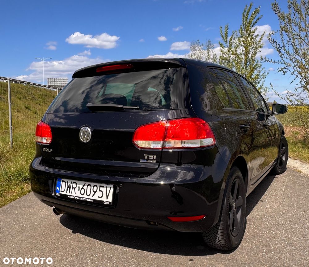 Volkswagen Golf - 4