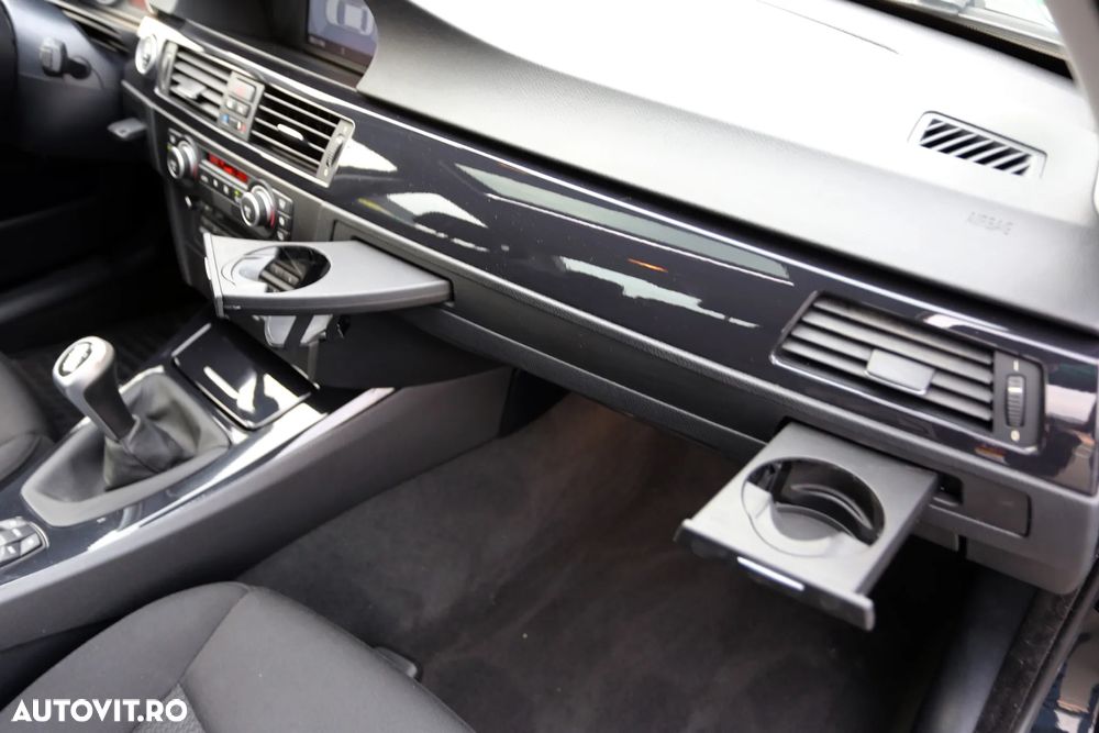 BMW Seria 3 320i Edition Exclusive - 9