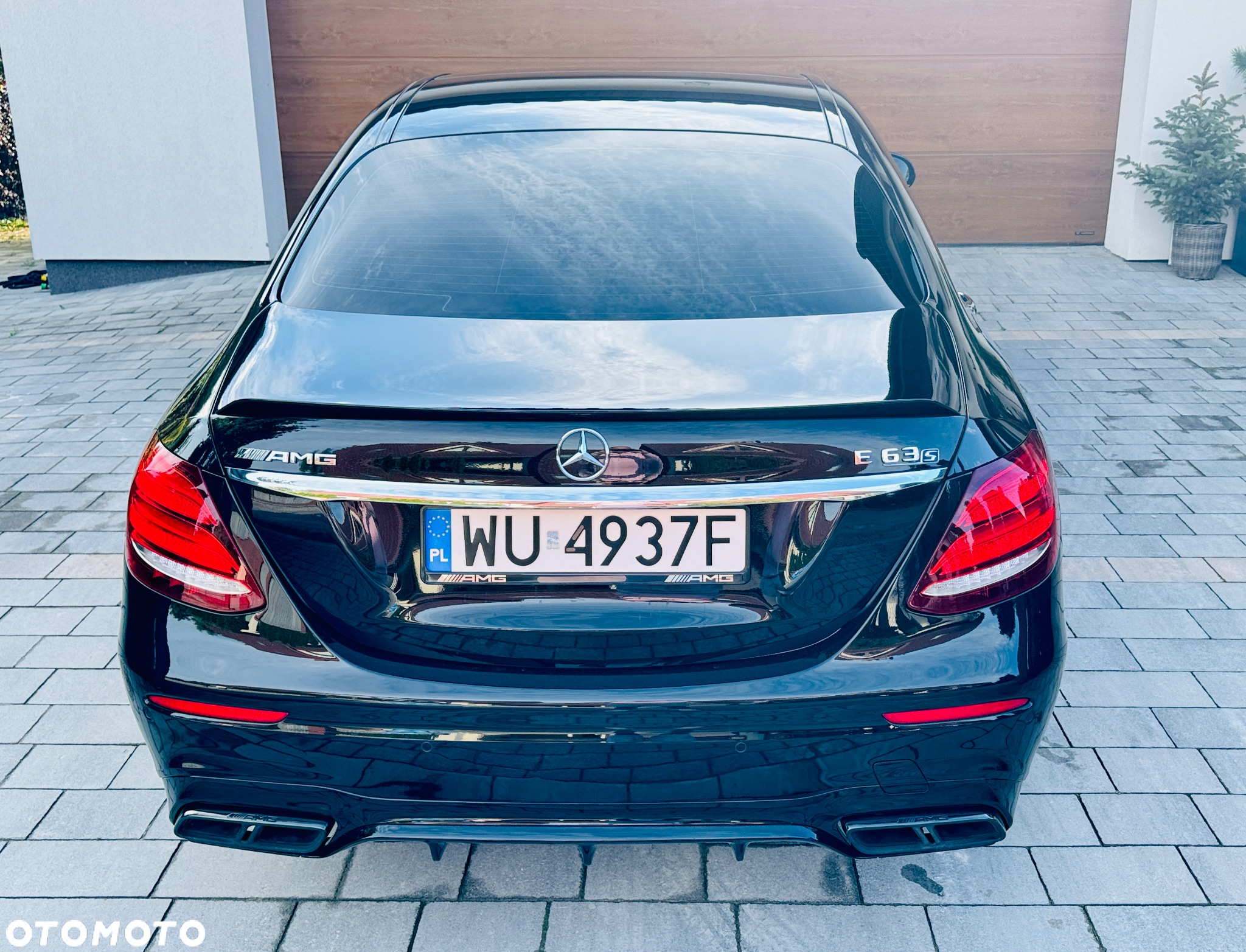 Mercedes-Benz Klasa E AMG 63 S 4-Matic+ - 9