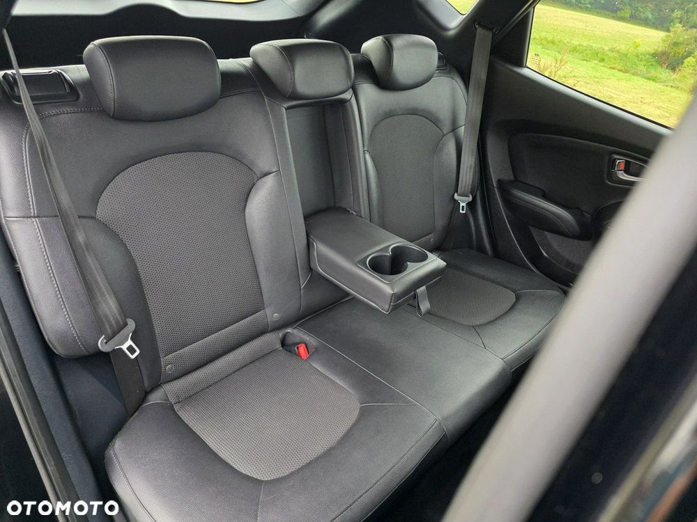 Hyundai ix35 2.0 CRDi 4WD Automatik Finale Gold - 14