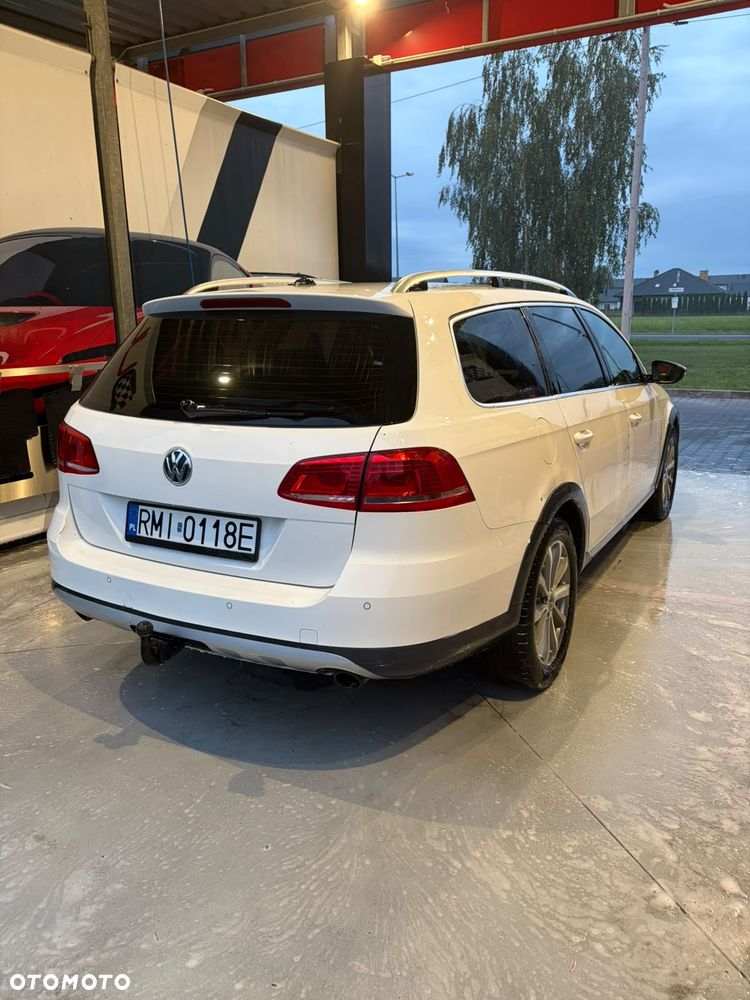 Volkswagen Passat Alltrack - 3