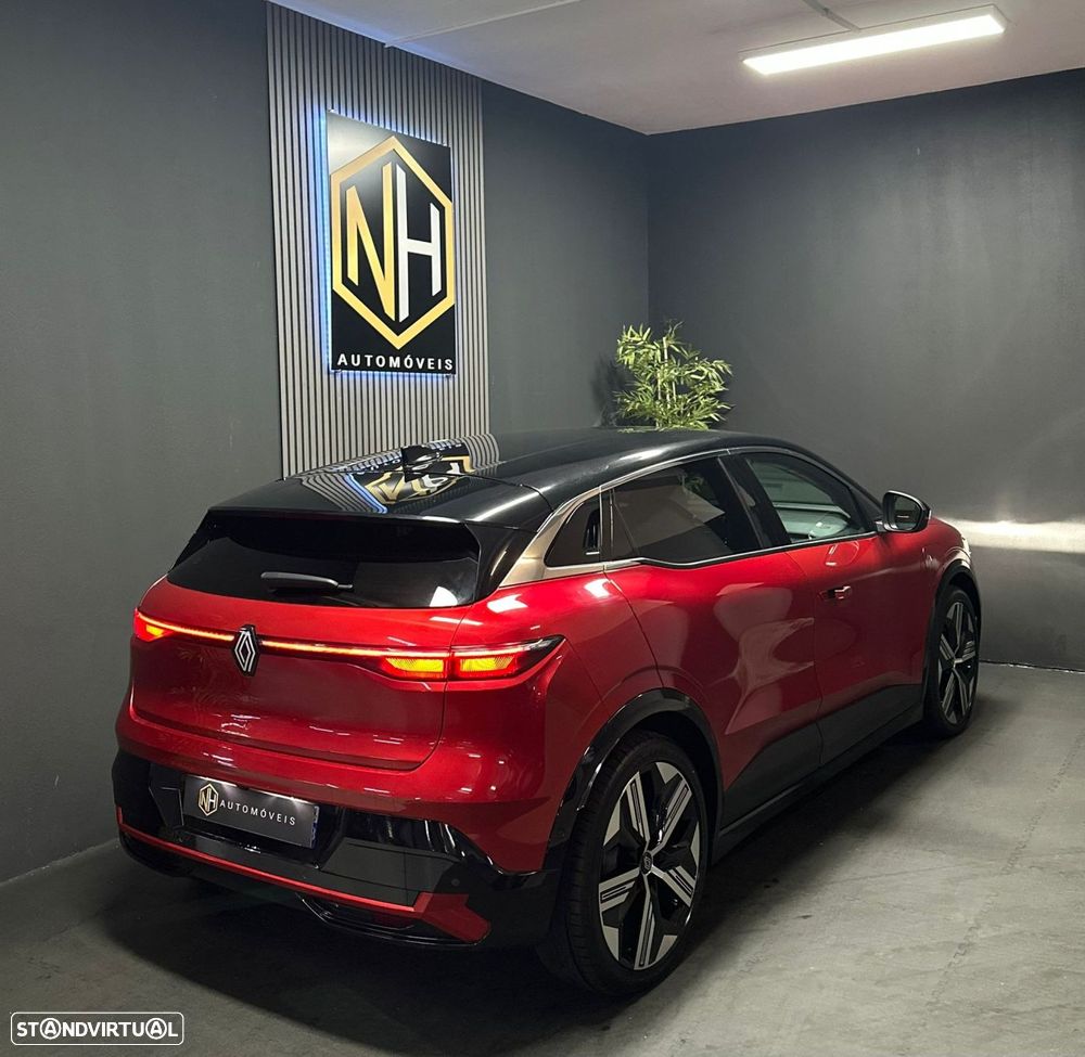 Renault Mégane E-Tech - 4