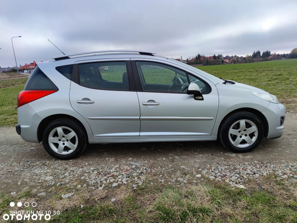 Peugeot 207 95 VTi Filou - 6