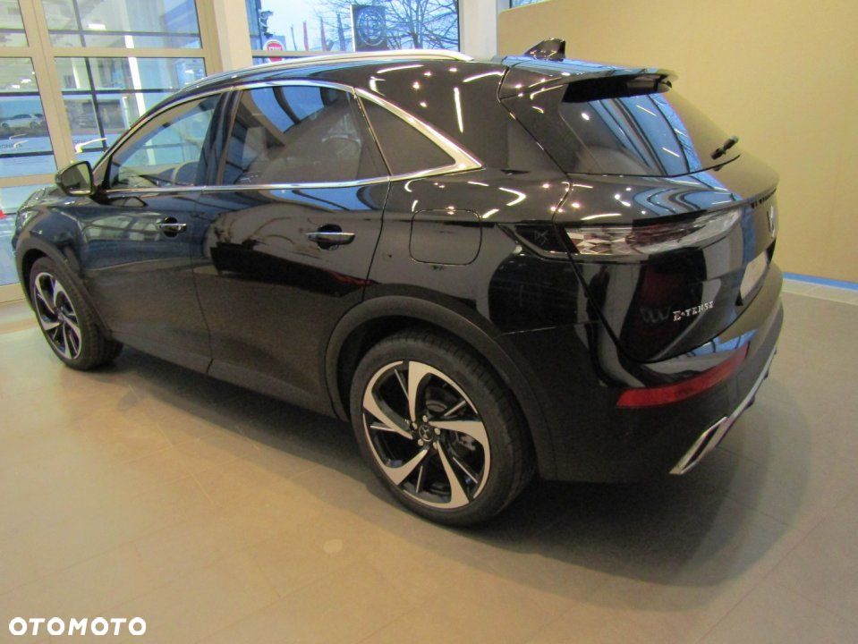 DS Automobiles DS 7 Crossback - 11