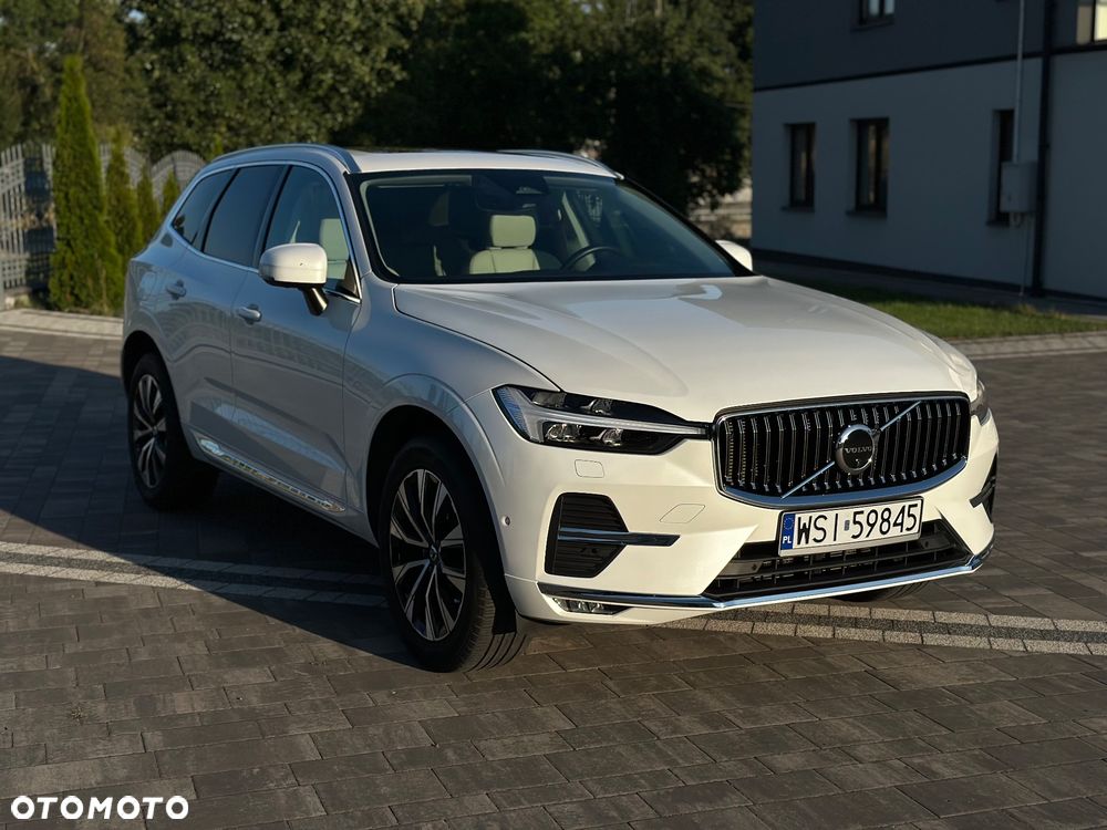 Volvo XC 60 B5 B AWD Plus Bright - 6