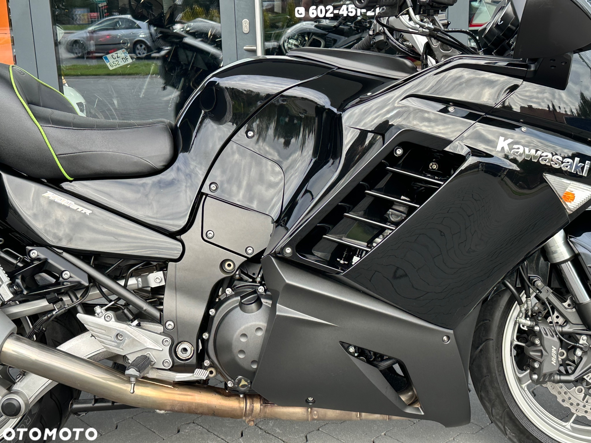 Kawasaki GTR - 7