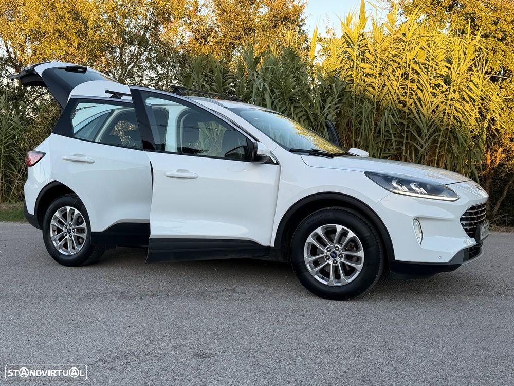 Ford Kuga 2021 photo 2