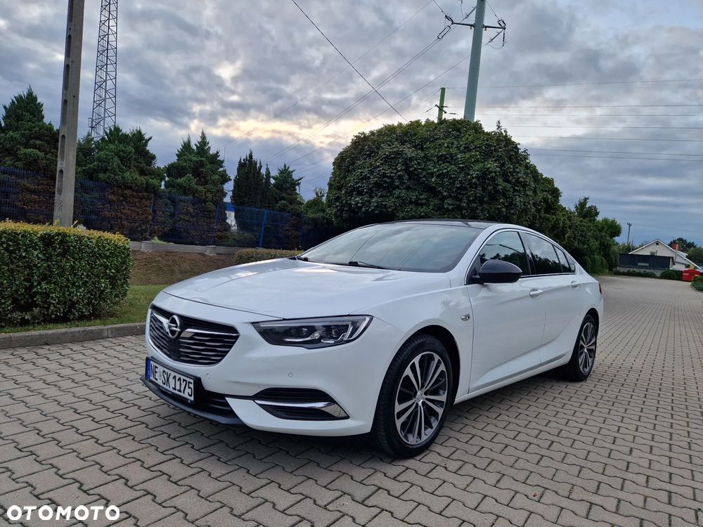 Opel Insignia - 15