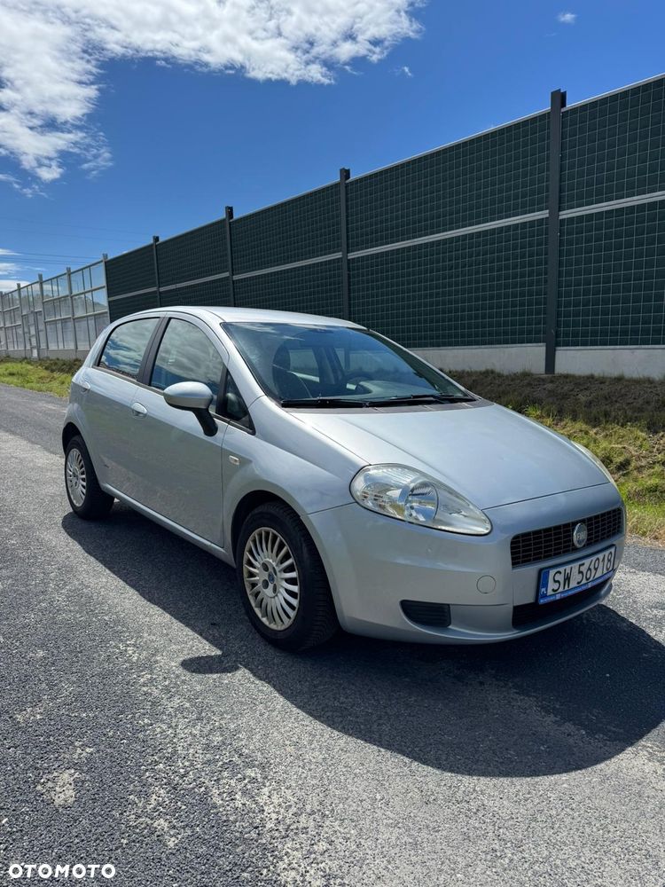 Fiat Grande Punto - 2