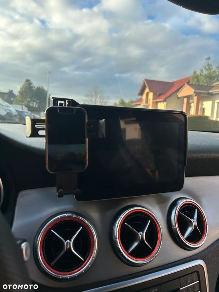 Mercedes-Benz CLA 220 (CDI) d 7G-DCT AMG Line - 17