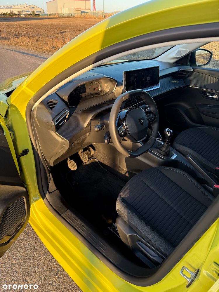 Peugeot 208 PureTech 100 Style - 12