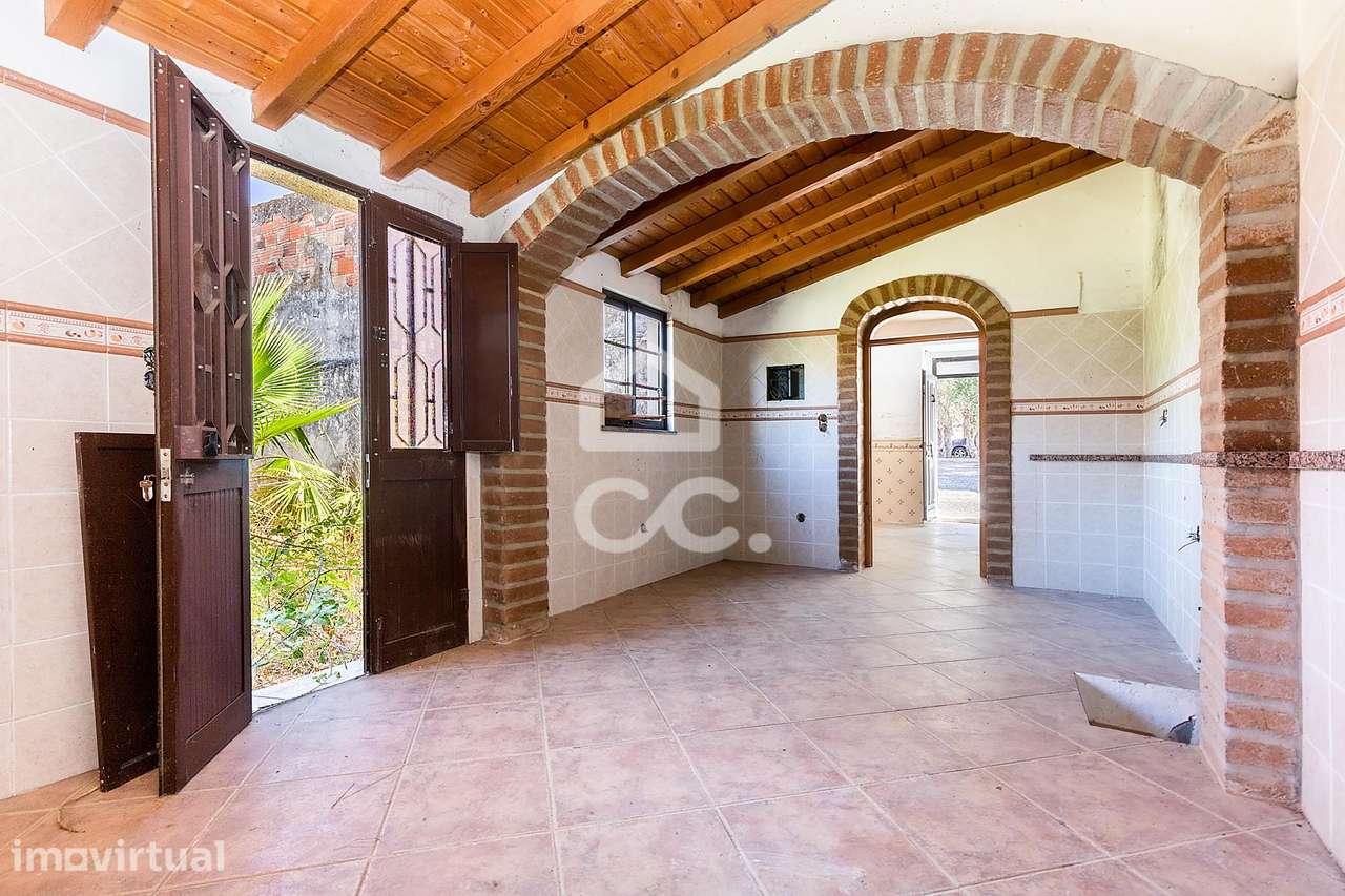Moradia T2 c/ Quintal em Alvito, Beja - Grande imagem: 4/25