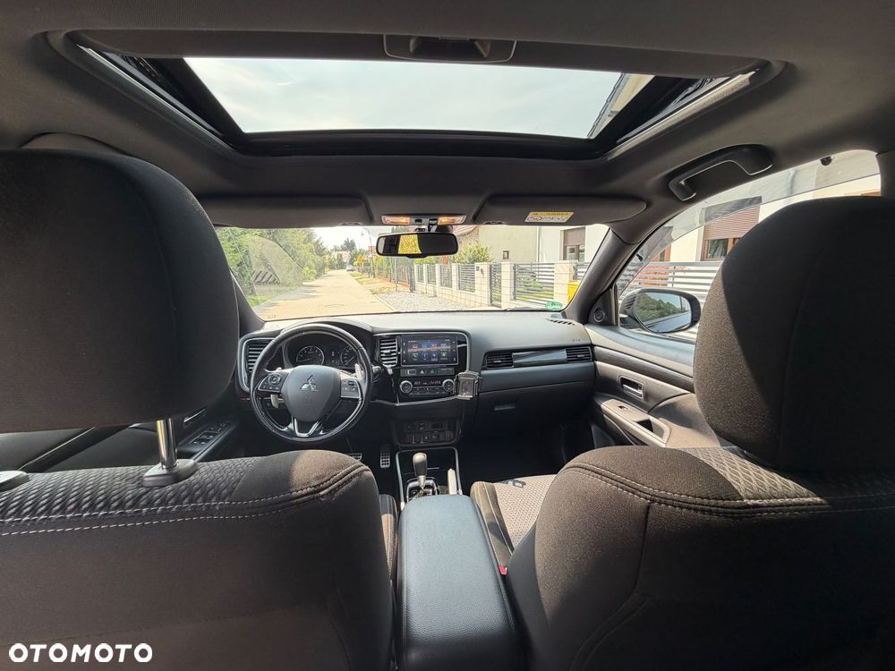 Mitsubishi Outlander 2.0 2WD CVT Diamant+ - 16