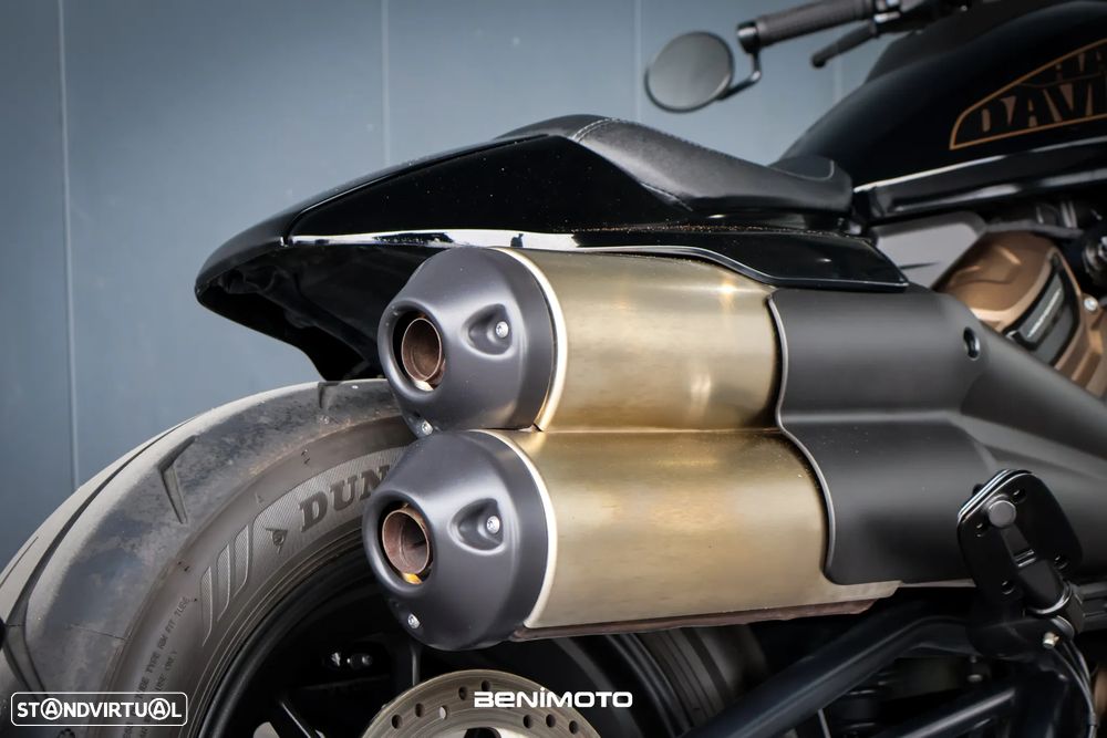 Harley-Davidson Sportster - 16