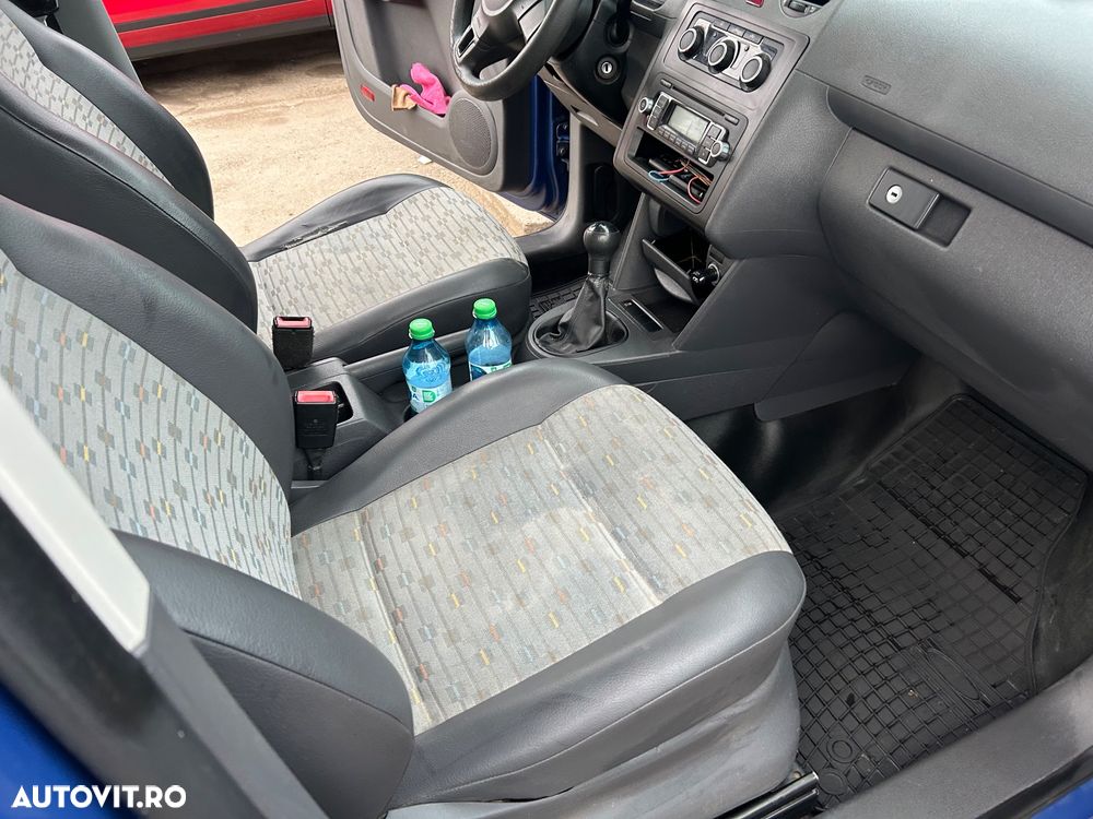 Volkswagen Caddy - 9