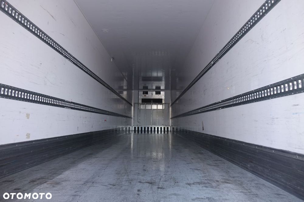 Lamberet CHŁODNIA / SR2 / CARRIER VECTOR 1550 / SAF / DRUKARKA / KOSZ NA KOŁO ZAPASOWE - 27