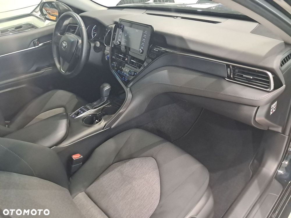 Toyota Camry 2.5 Hybrid Comfort CVT - 9