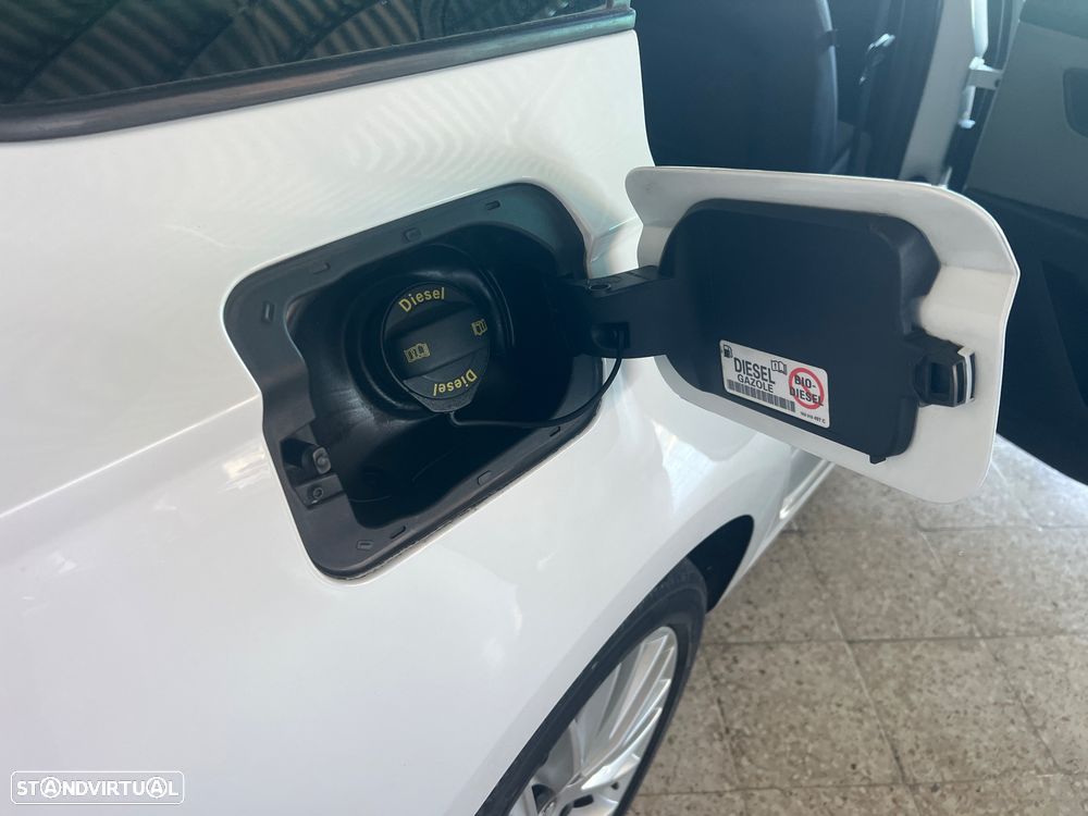 SEAT Leon ST 1.6 TDI Xcellence S/S - 22