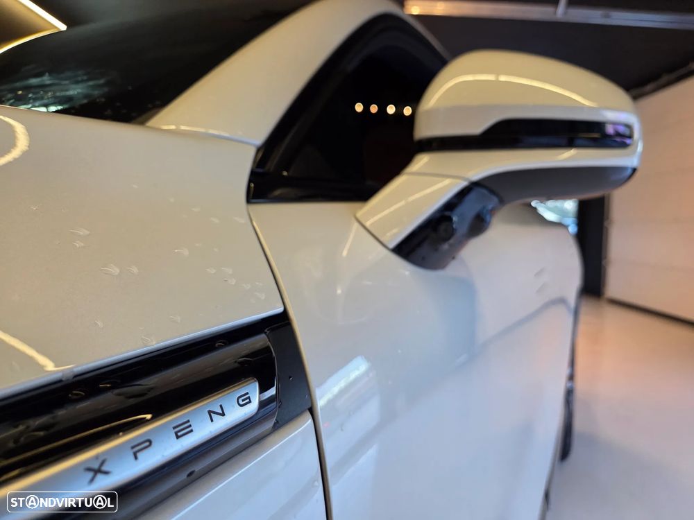 Xpeng G9 98 kWh AWD Performance + Pack Premium - 14