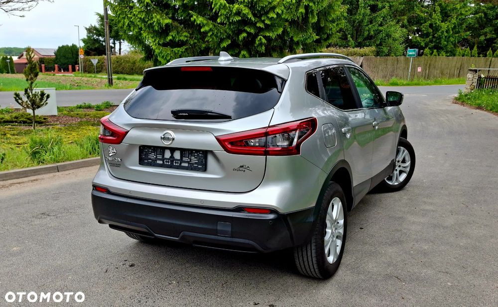 Nissan Qashqai 1.3 DIG-T N-Connecta - 5