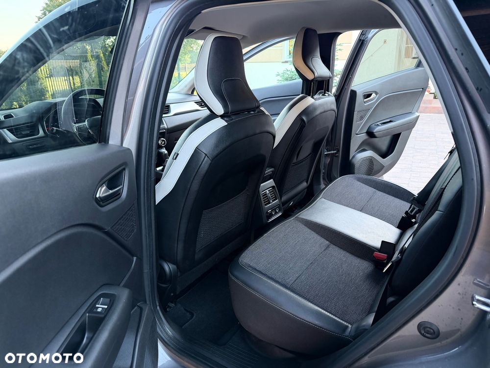 Renault Captur 1.3 TCe mHEV Intens EDC - 29