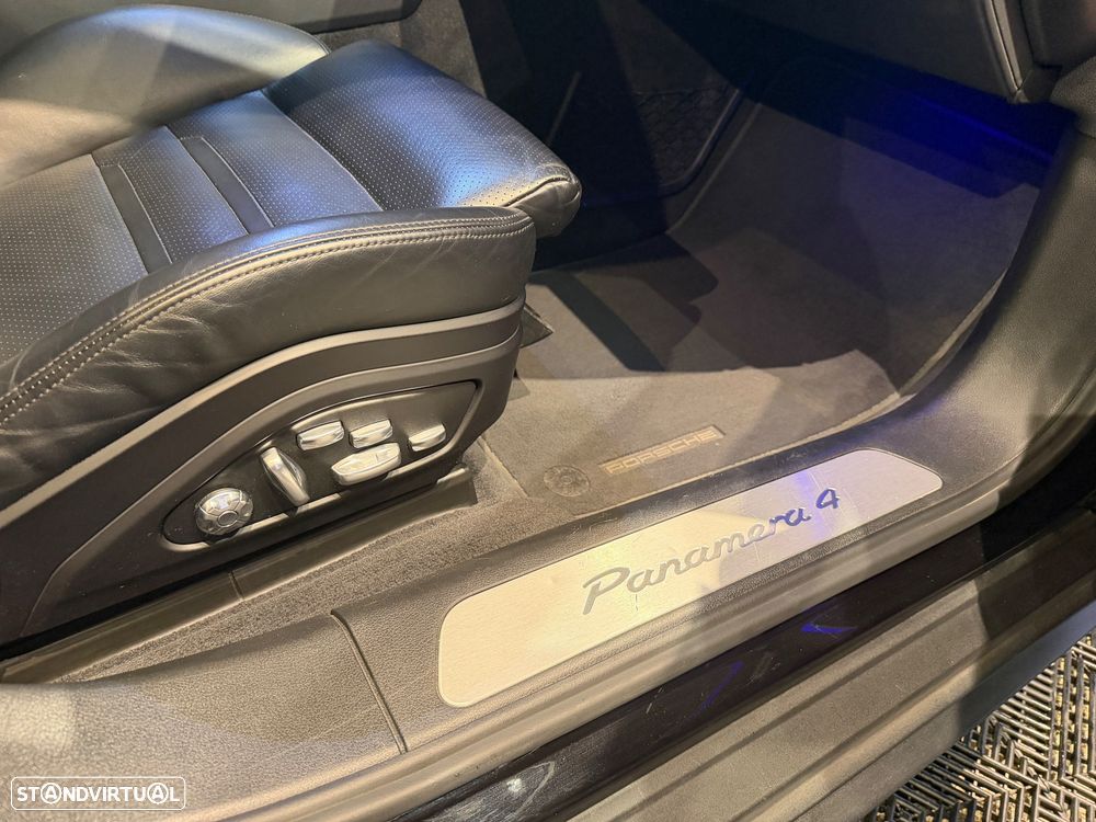 Porsche Panamera Sport Turismo 4 E-Hybrid Platinum Edition - 39