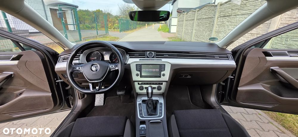 Volkswagen Passat 2.0 TDI (BlueMotion Technology) DSG Highline - 14