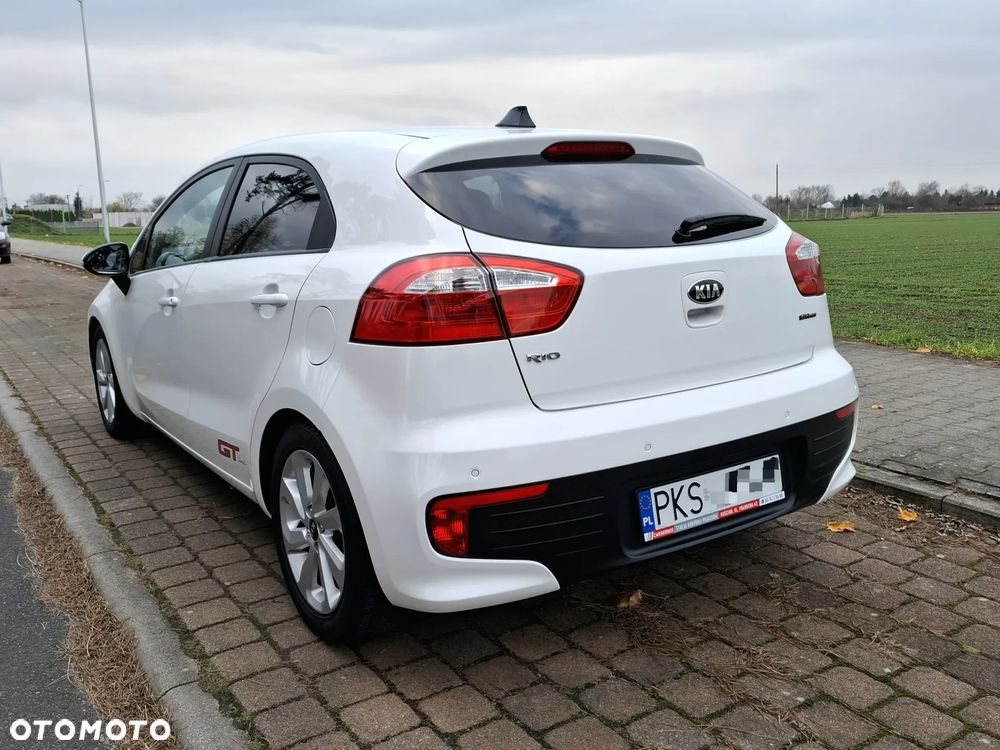 Kia Rio - 3
