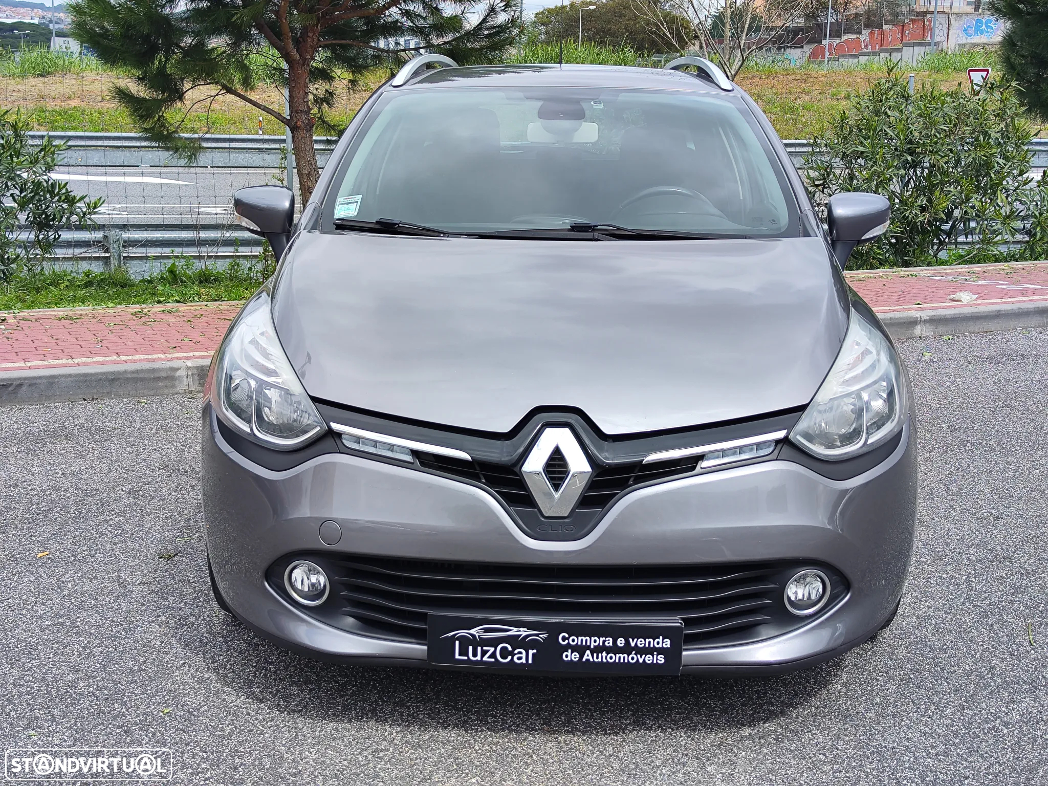 Renault Clio Sport Tourer 1.5 dCi Dynamique S - 3