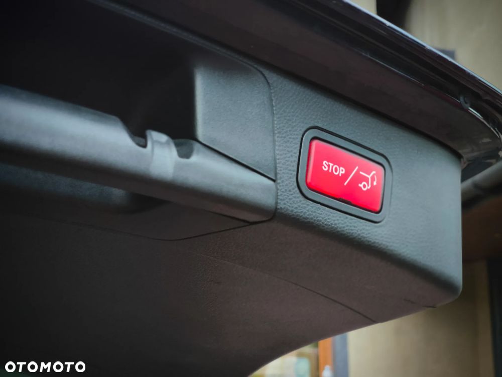 Mercedes-Benz Klasa C 220 d 9G-TRONIC - 8