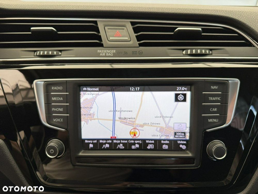 Volkswagen Touran 1.6 TDI BMT Comfortline - 12