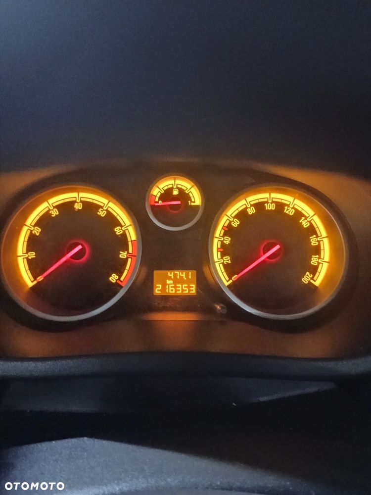 Opel Corsa 1.2 16V Essentia - 15