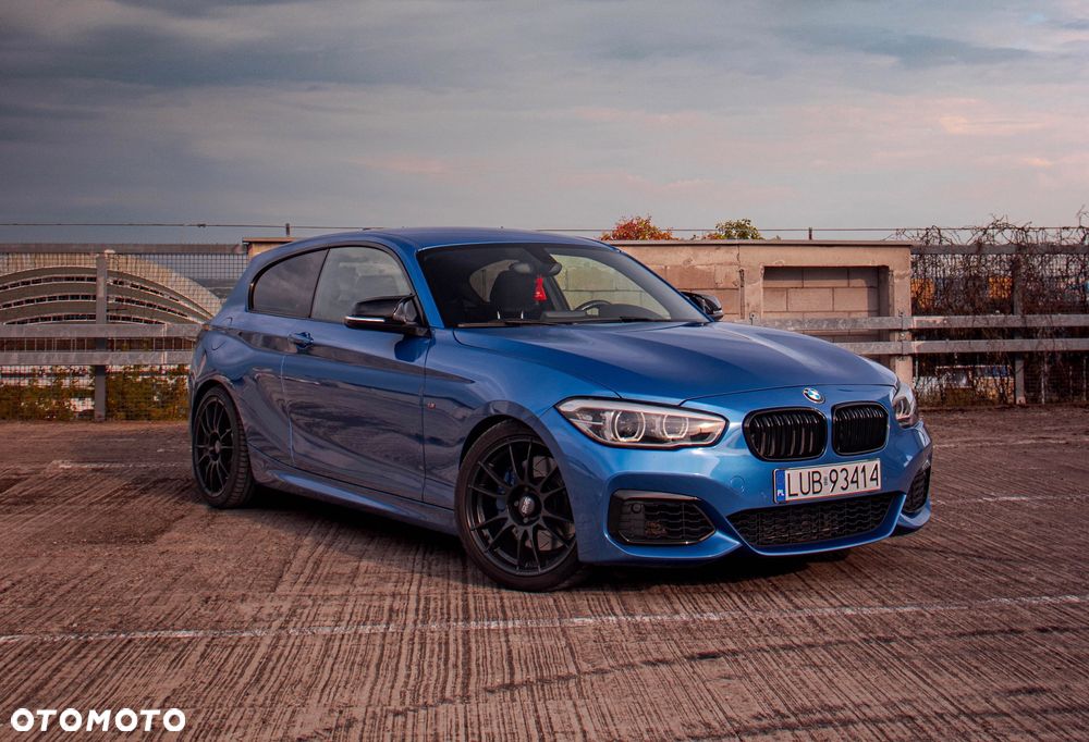 BMW 1M - 8