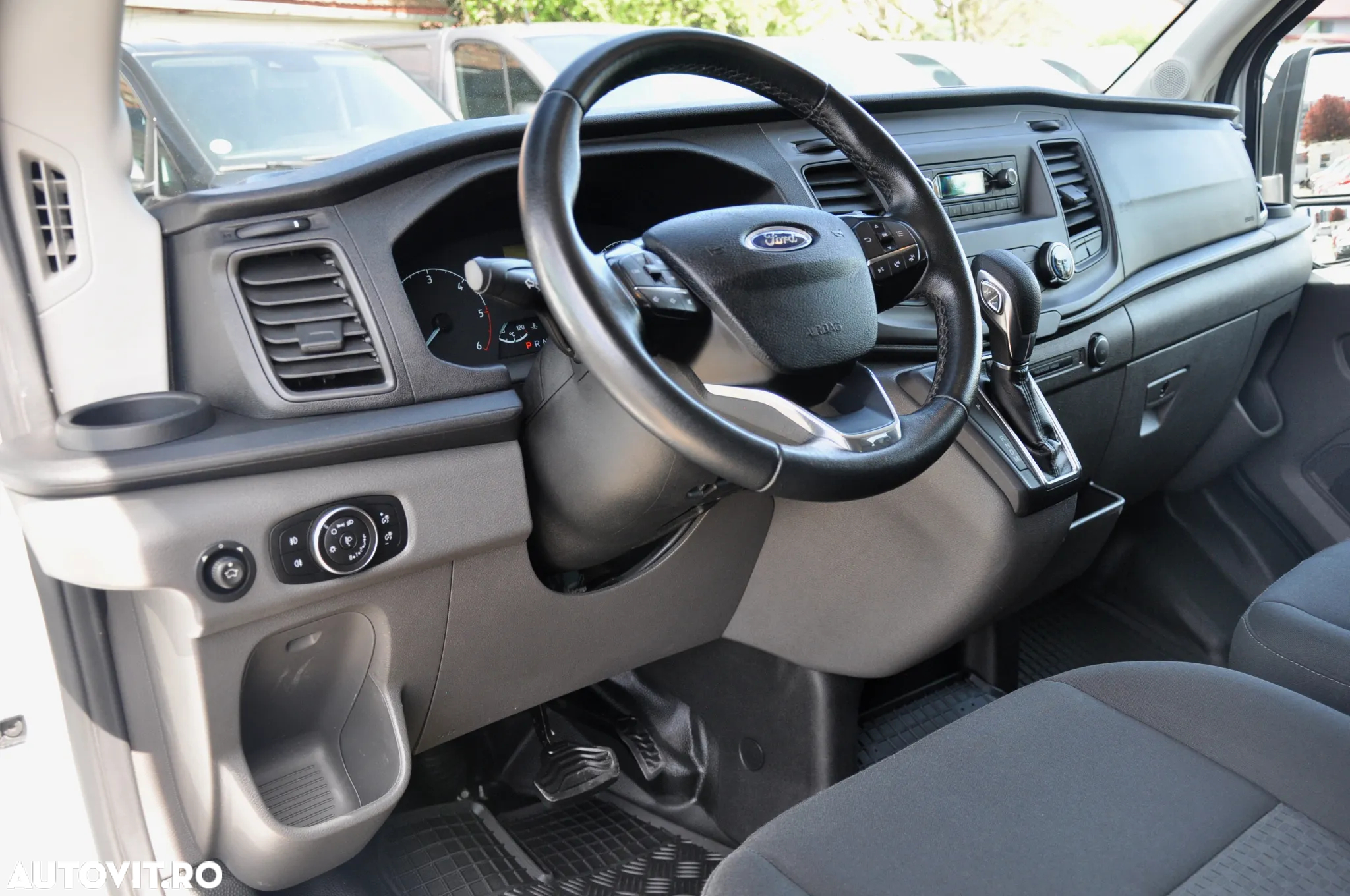 Ford Transit L2H3 9 Locuri Automat - 16