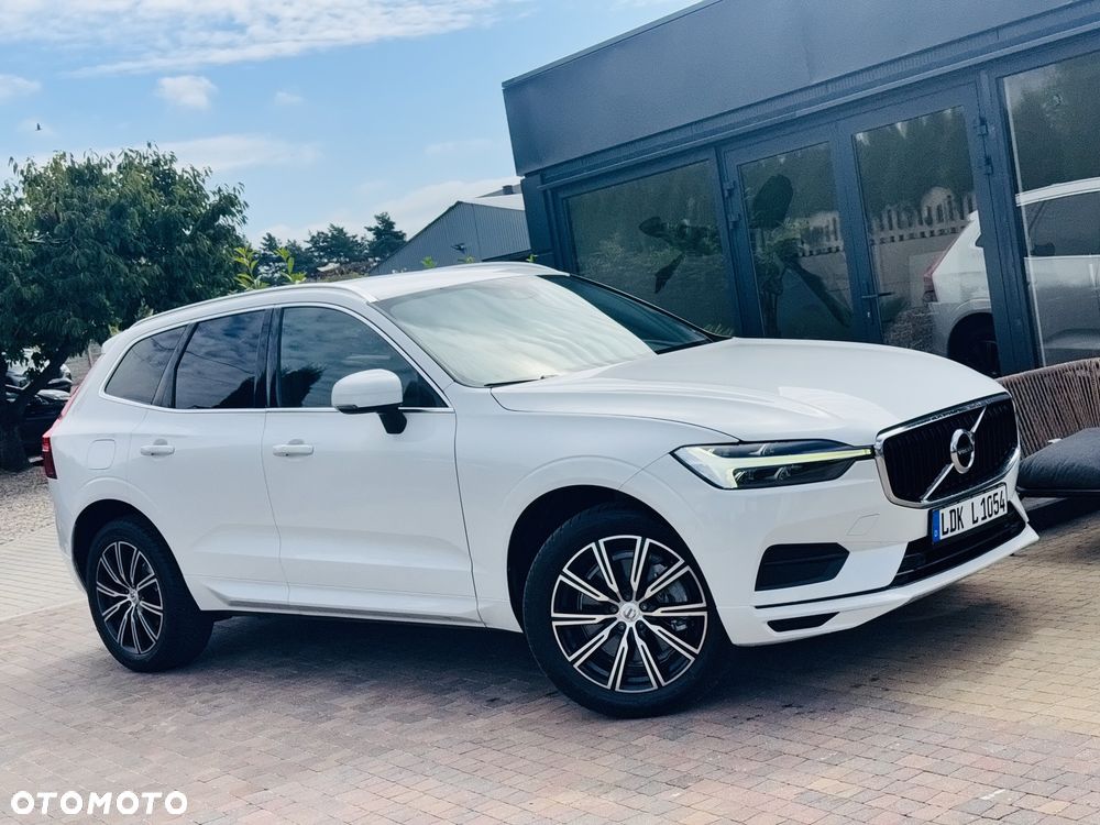 Volvo XC 60 B4 D AWD Geartronic Momentum Pro - 32