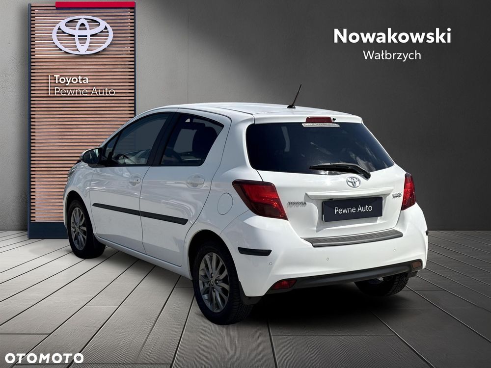 Toyota Yaris - 4
