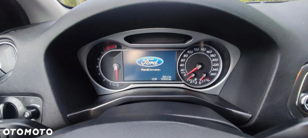 Ford Mondeo - 25