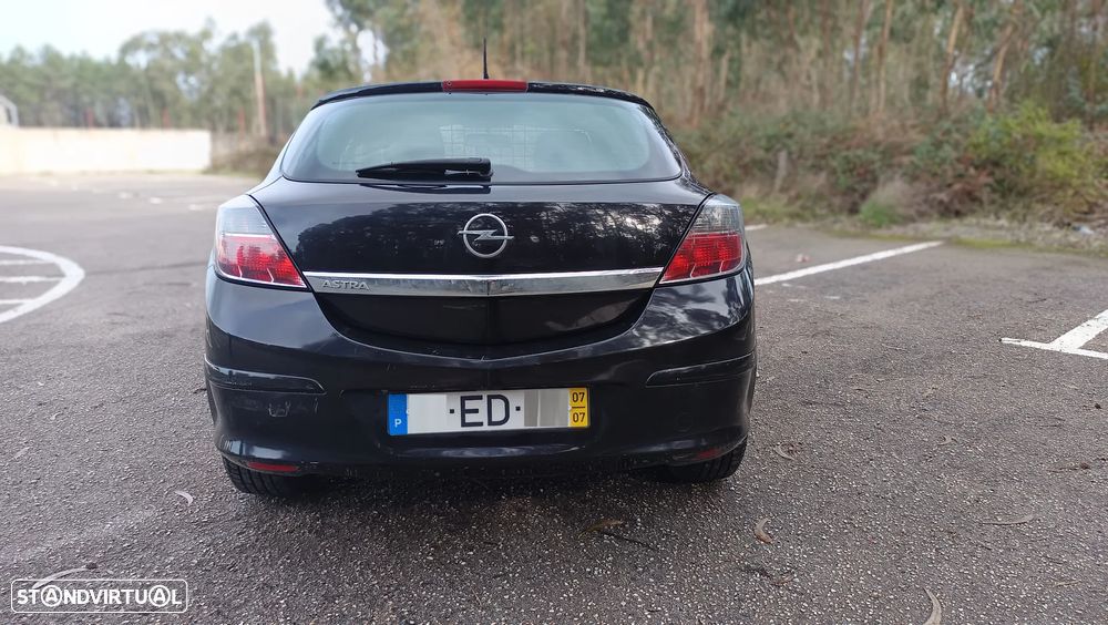 Opel Astra GTC 1.7 CDTI - 2