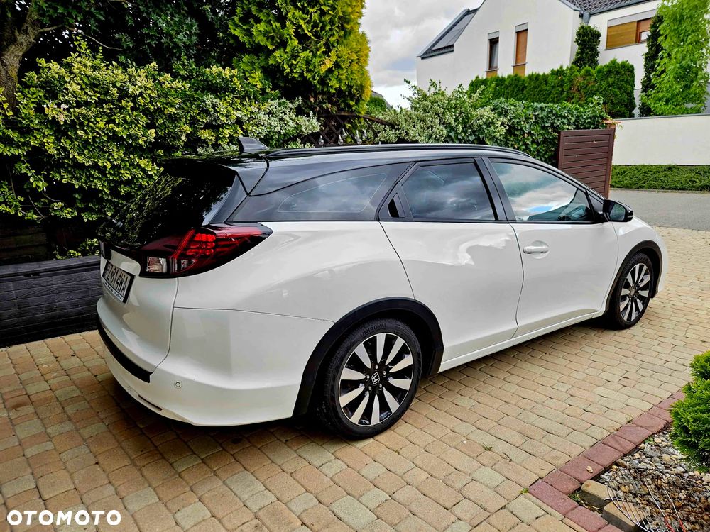 Honda Civic 1.8 Elegance (Honda Connect+) - 4