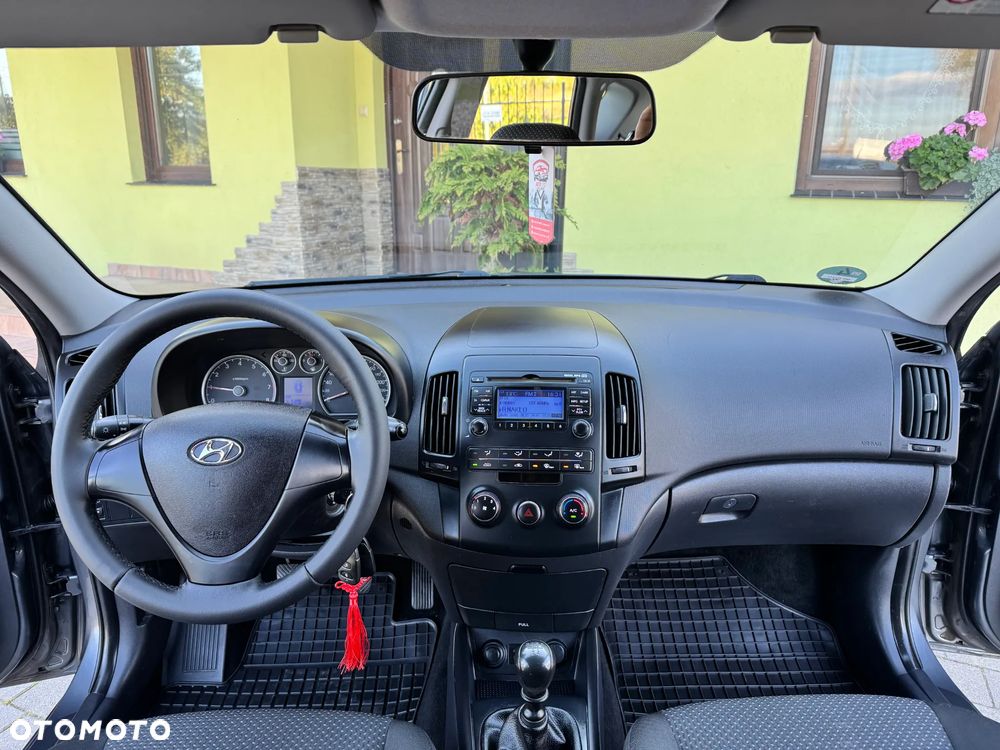 Hyundai i30 1.4 Classic + - 8