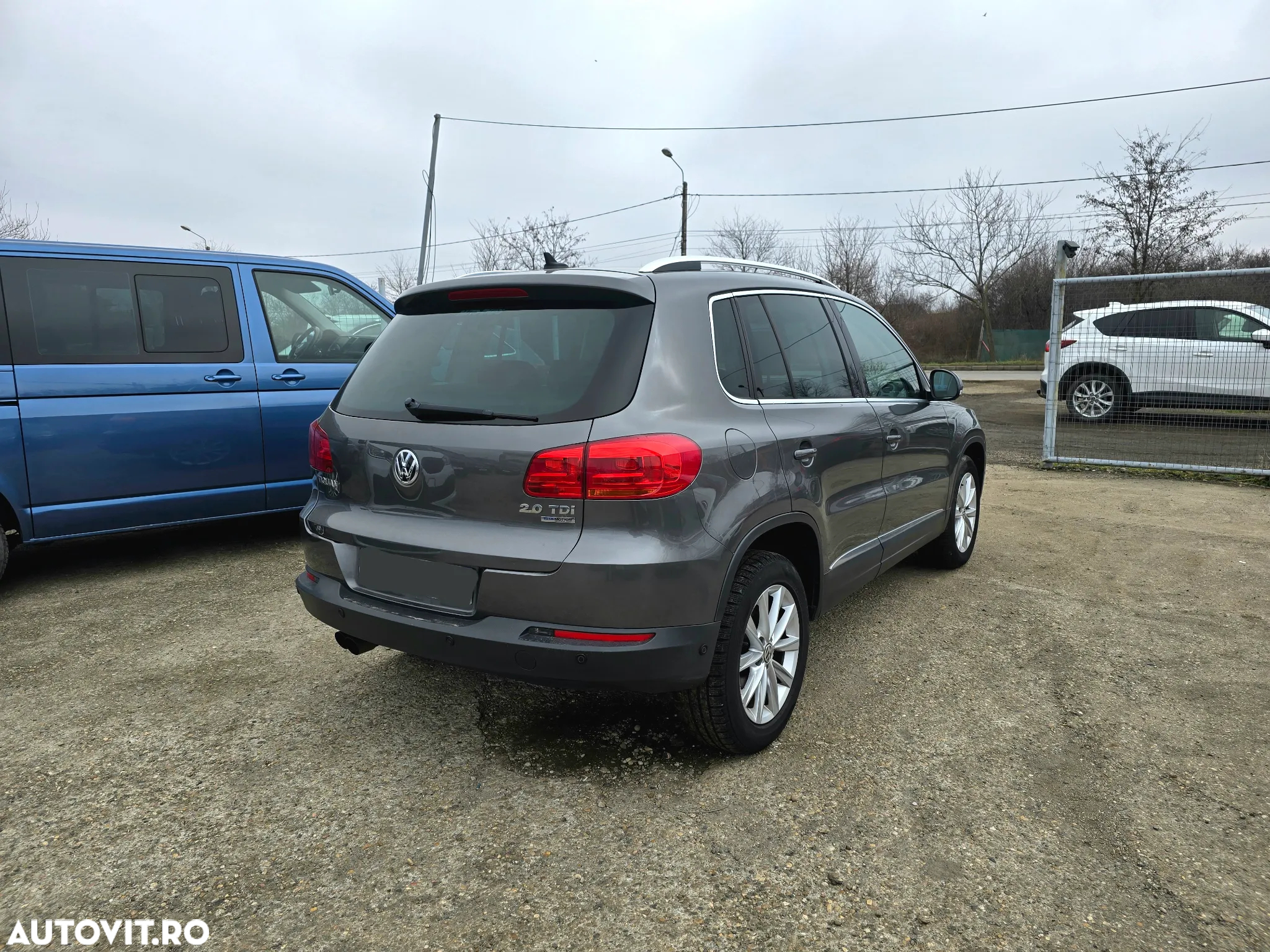 Volkswagen Tiguan 2.0 TDI DPF BlueMotion Technology Exclusive - 4