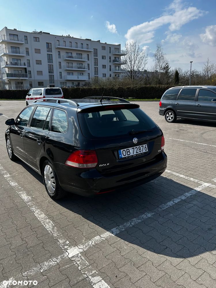 Volkswagen Golf - 5