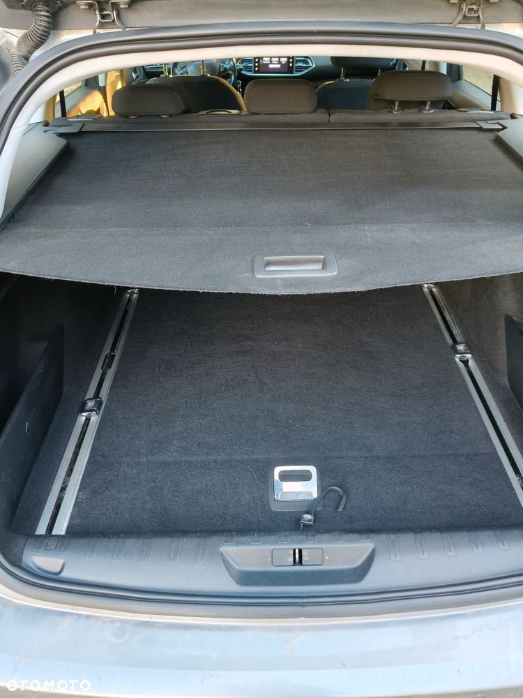 Peugeot 308 - 7