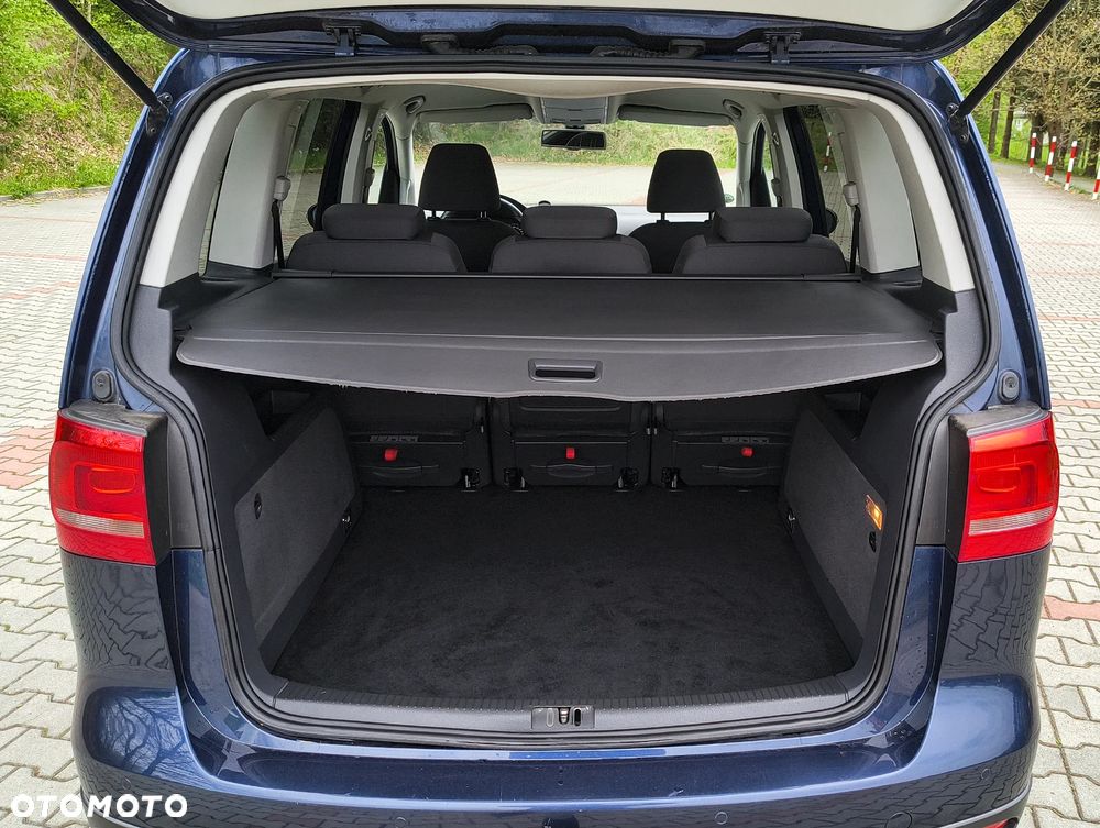 Volkswagen Touran 2.0 TDI DPF Cross - 16