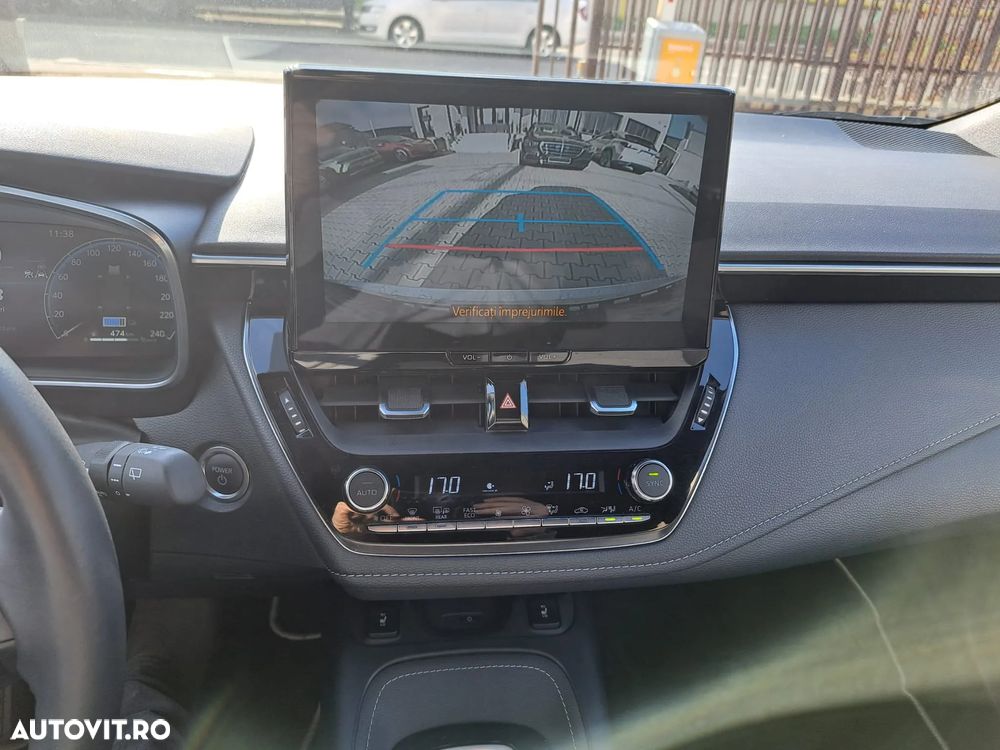 Toyota Corolla 2.0 HSD Exclusive - 19