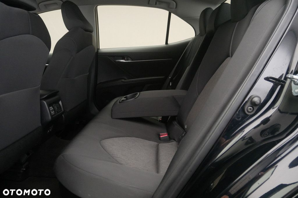Toyota Camry 2.5 Hybrid Comfort CVT - 15