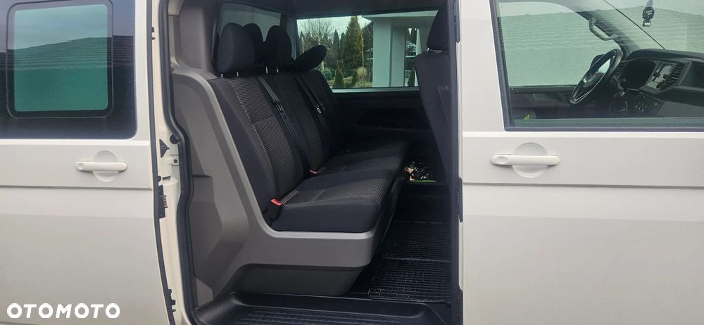Volkswagen Transporter - 26