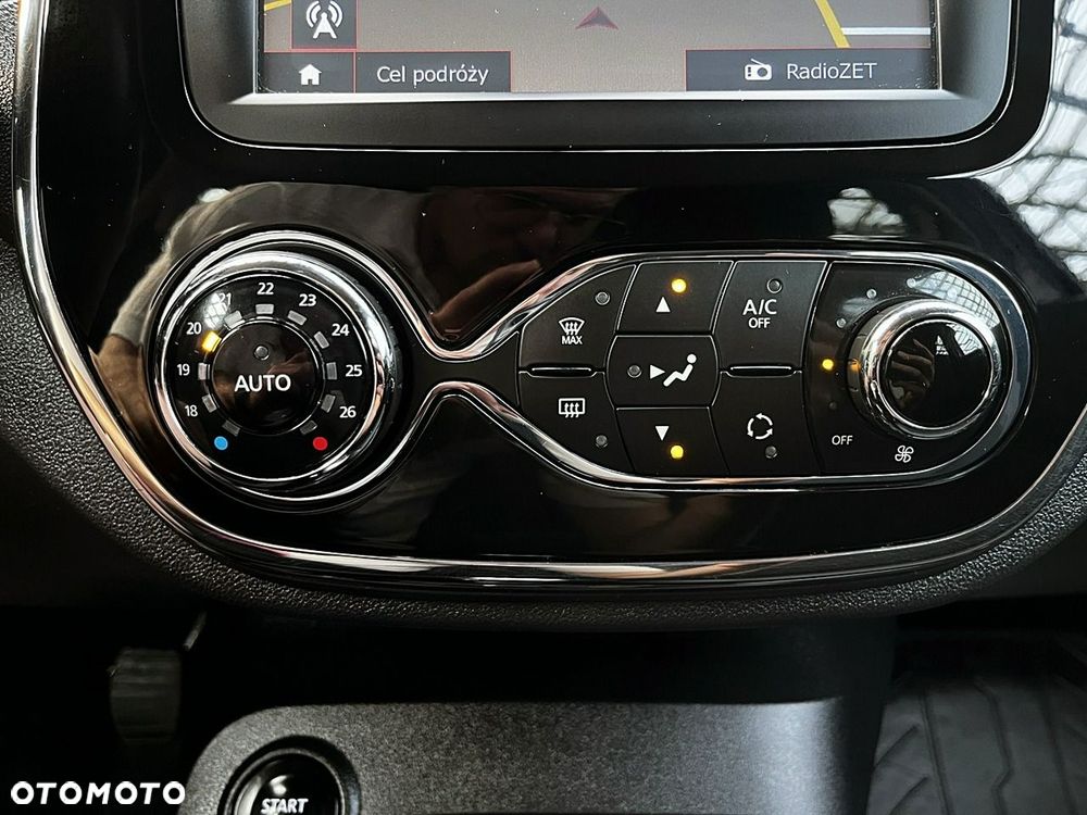 Renault Captur - 31