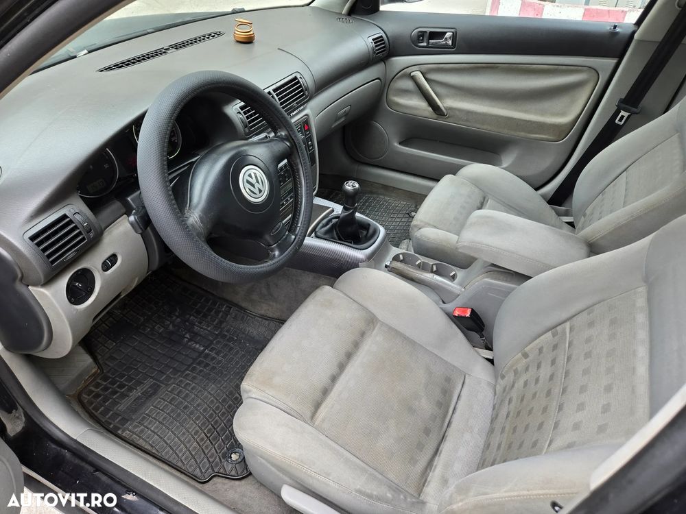 Volkswagen Passat 1.9TD 4Motion Highline - 7