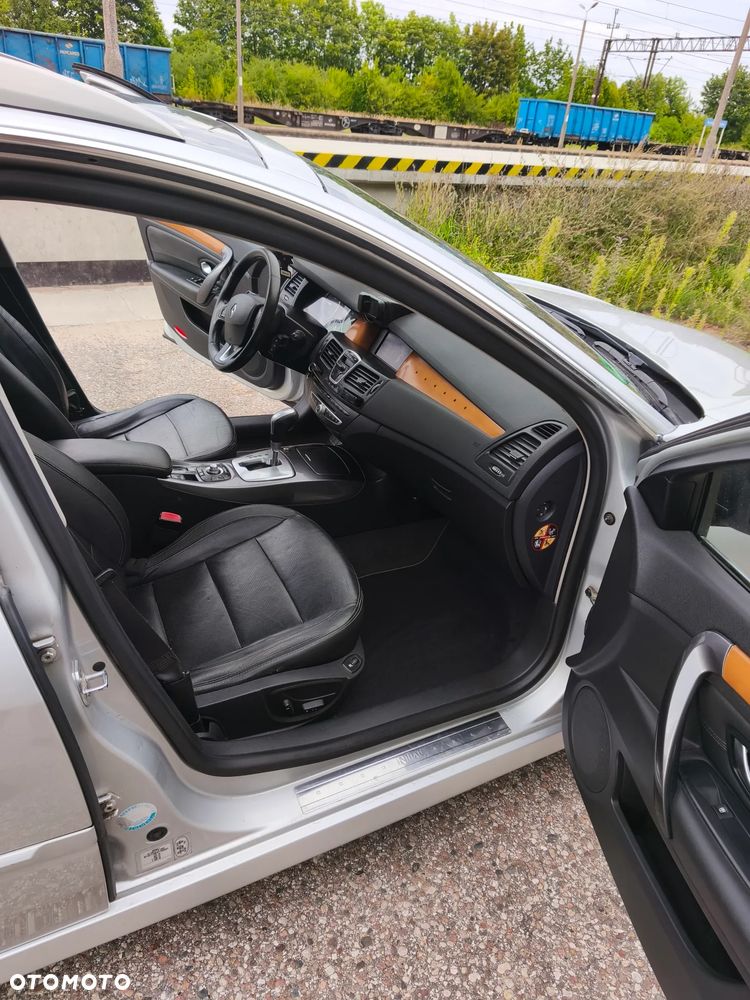 Renault Laguna 2.0 DCi Initiale - 13